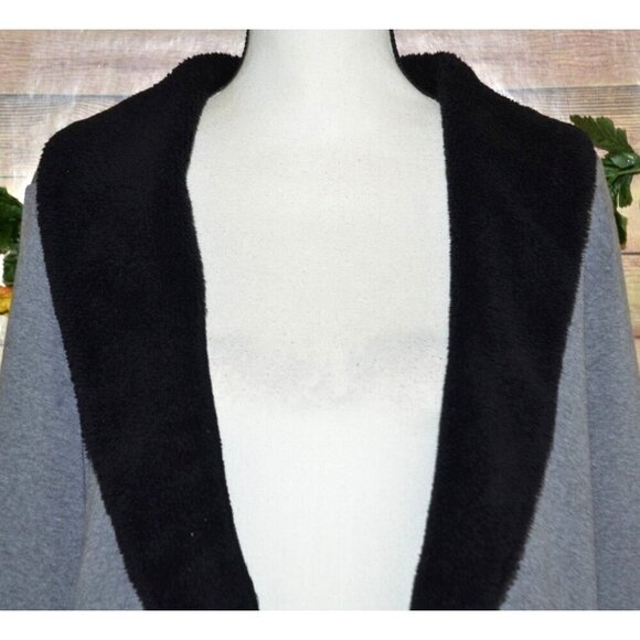 L.L. Bean Ladies Gray Open Front Sweatshirt Jacket Size M Sherpa Collar Casual - Picture 2 of 10